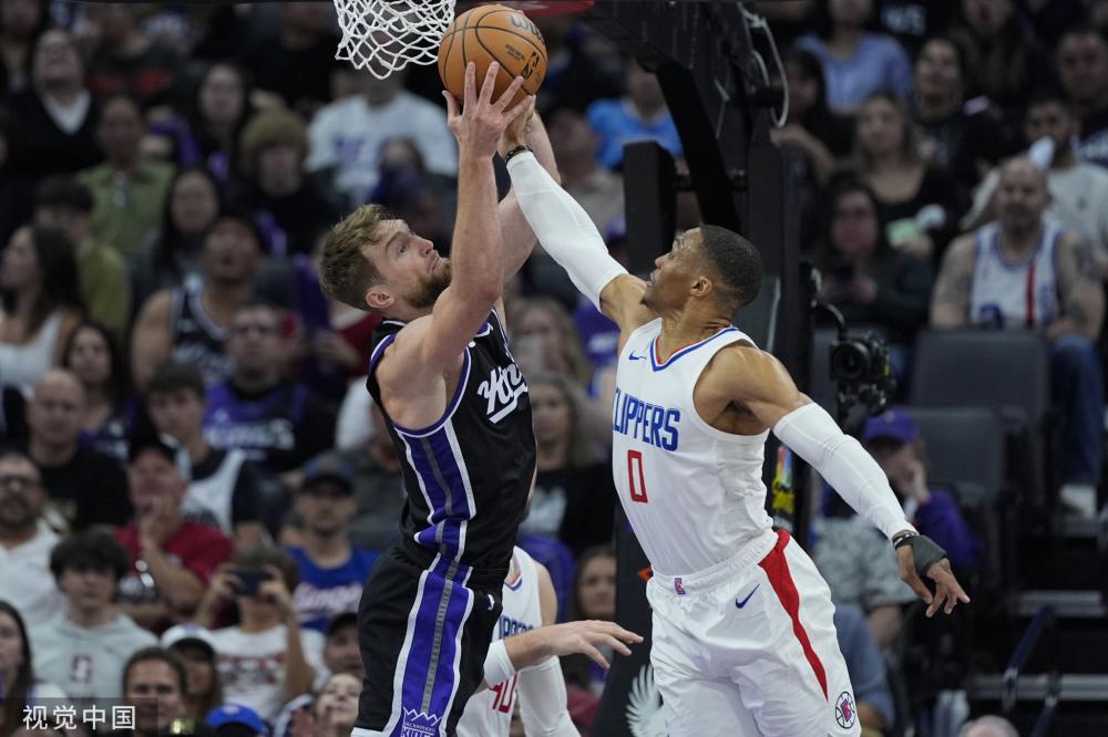 随着公众和 随着公众和