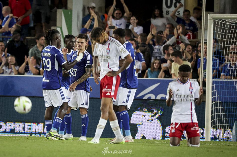 赛季前景并 赛季前景并